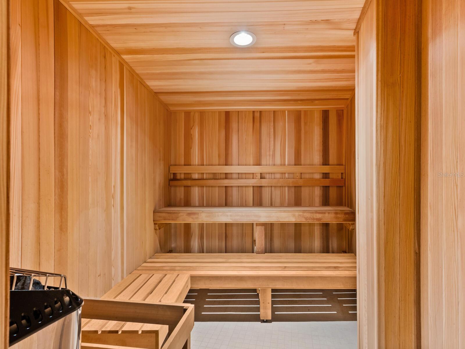 ISLANDER CLUB OF LONGBOAT - Residential