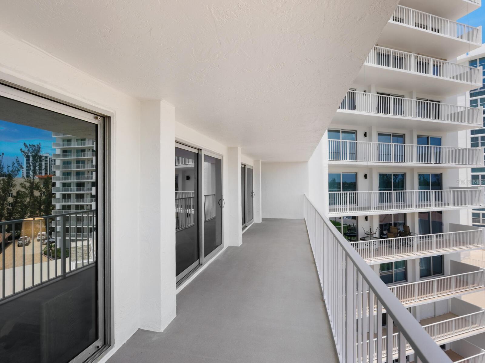 ISLANDER CLUB OF LONGBOAT - Residential