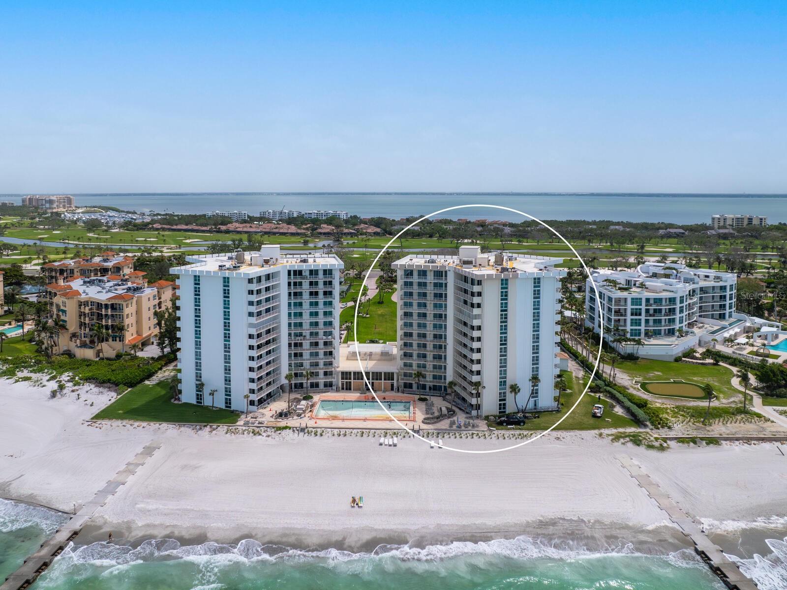 ISLANDER CLUB OF LONGBOAT - Residential