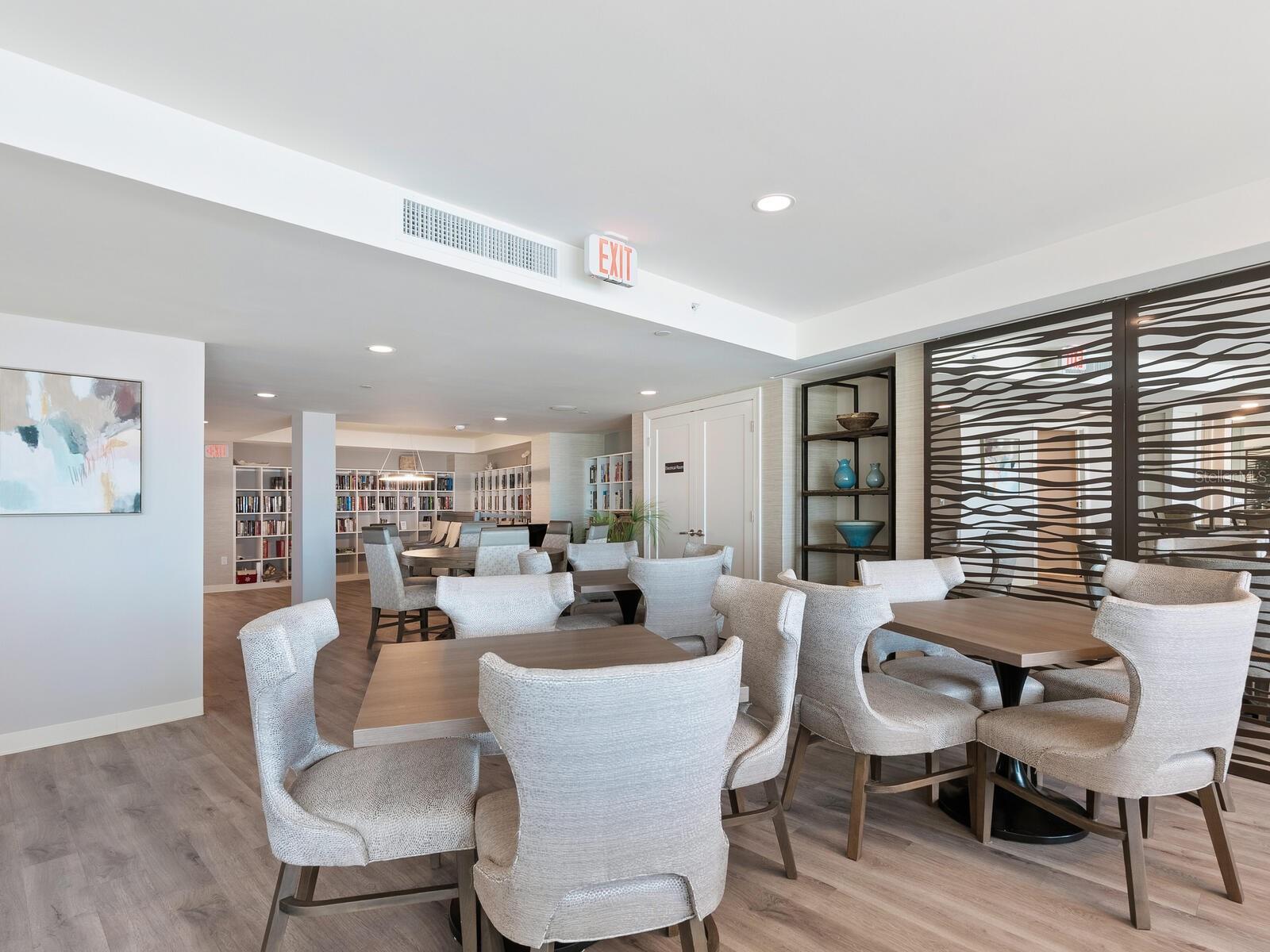 ISLANDER CLUB OF LONGBOAT - Residential