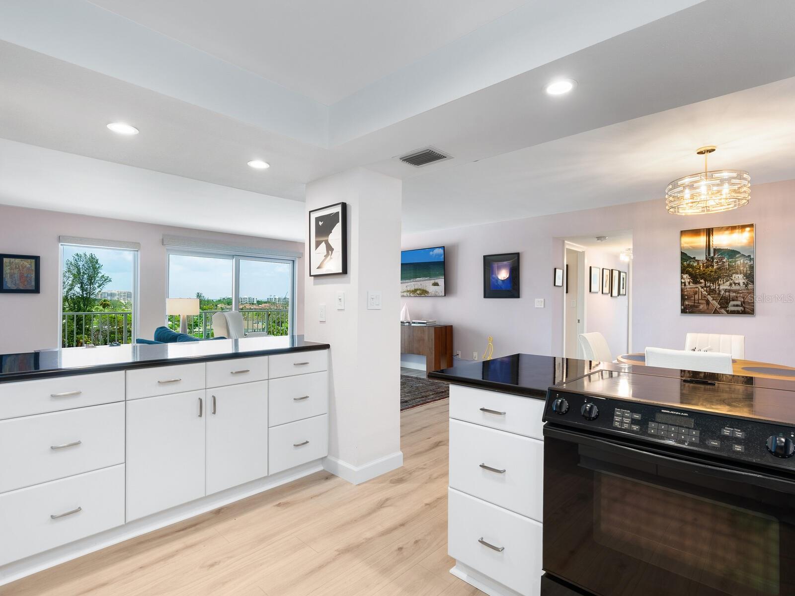 ISLANDER CLUB OF LONGBOAT - Residential