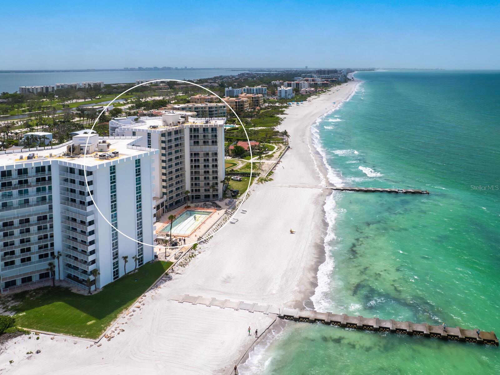 ISLANDER CLUB OF LONGBOAT - Residential