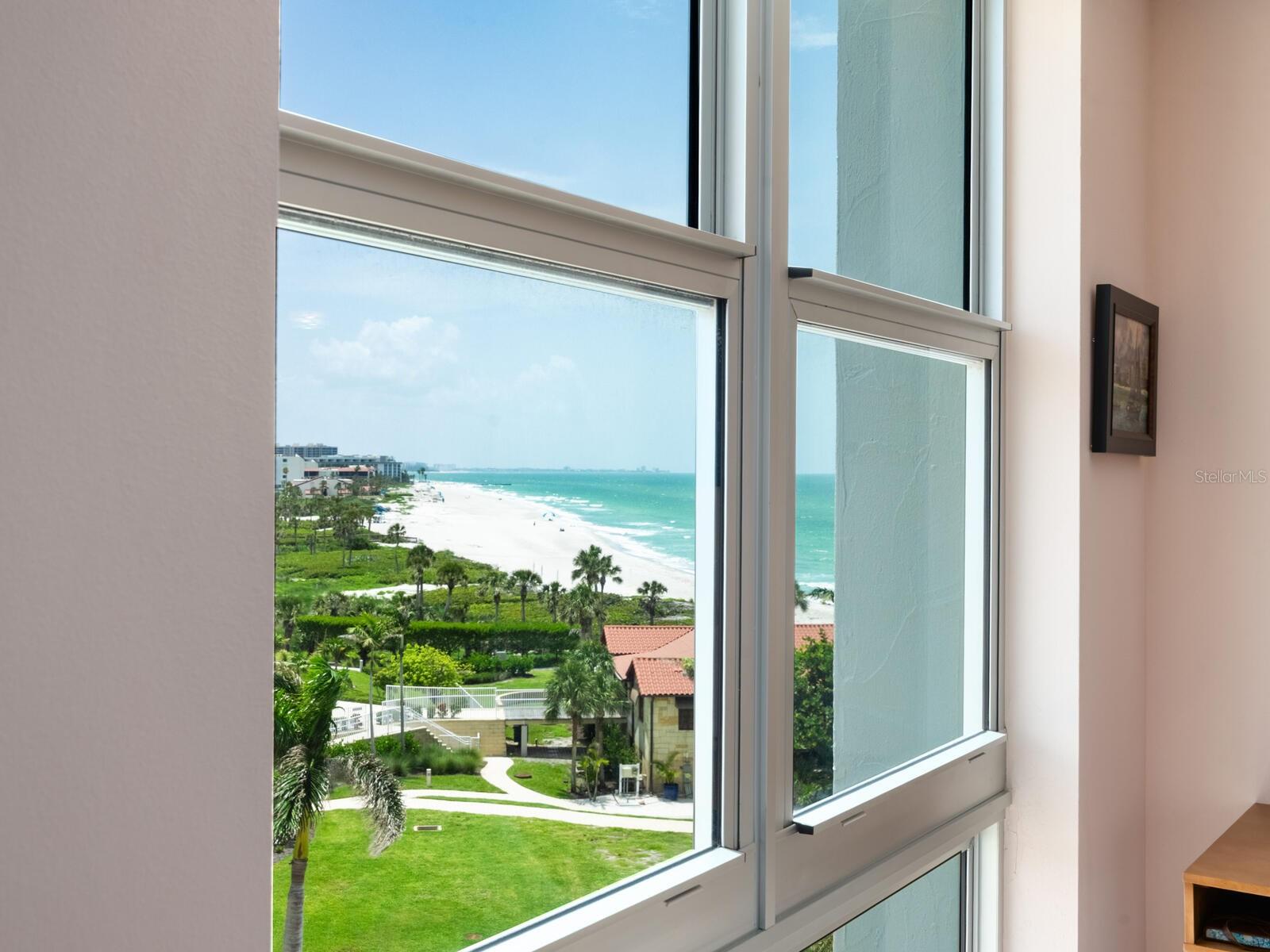 ISLANDER CLUB OF LONGBOAT - Residential