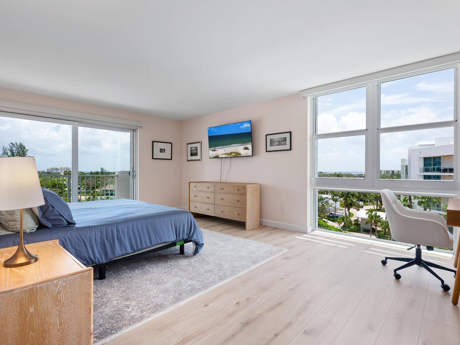 ISLANDER CLUB OF LONGBOAT - Residential