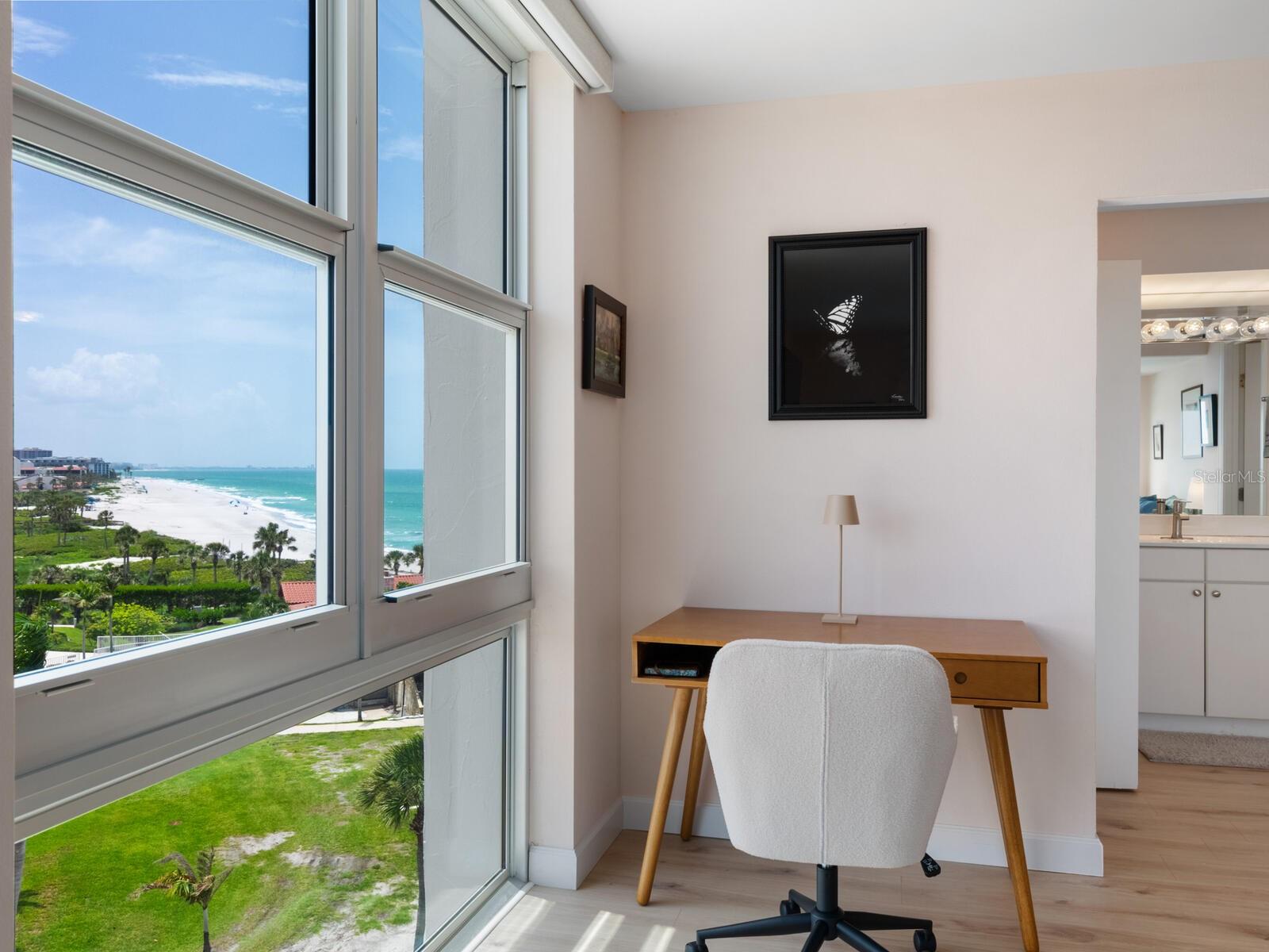 ISLANDER CLUB OF LONGBOAT - Residential