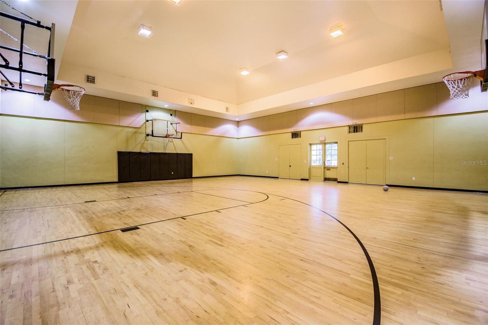 GRAND KEY CONDO - Residential Lease