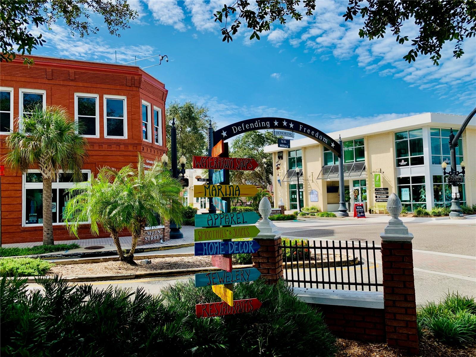 PATRICIAN OAKS - Residential