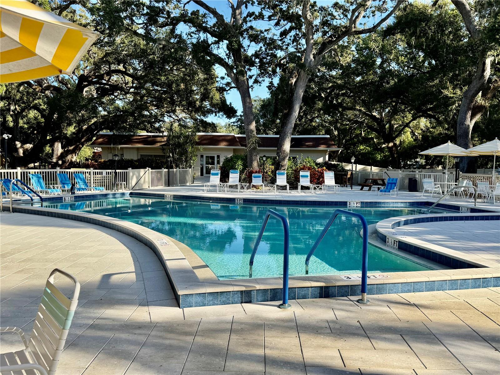 PATRICIAN OAKS - Residential