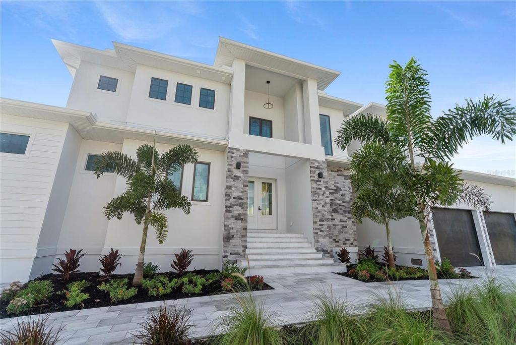 Photo of 530 De Narvaez Drive, Longboat Key, FL 34228 (MLS # A4669195)