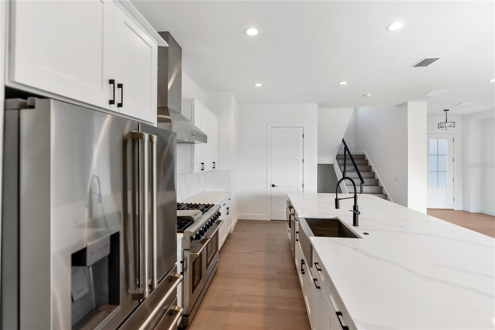 SLEEPY LAGOON PARK - Residential