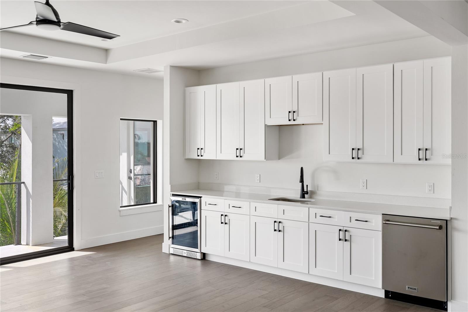 SLEEPY LAGOON PARK - Residential