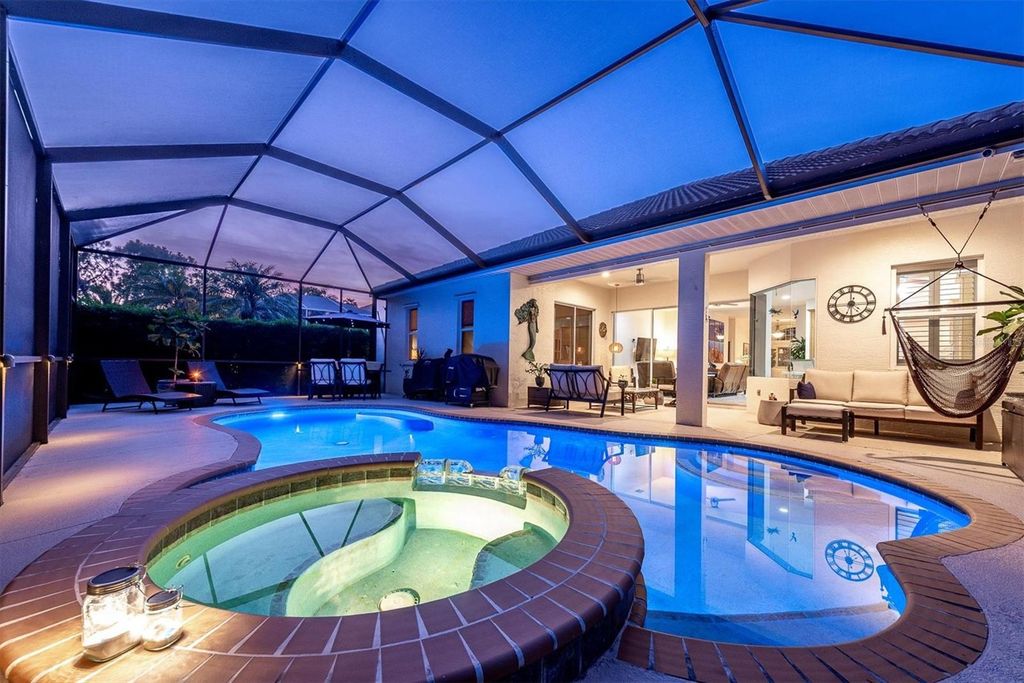 Photo of 6512 Westward Place, Bradenton, FL 34201 (MLS # TB8405481)