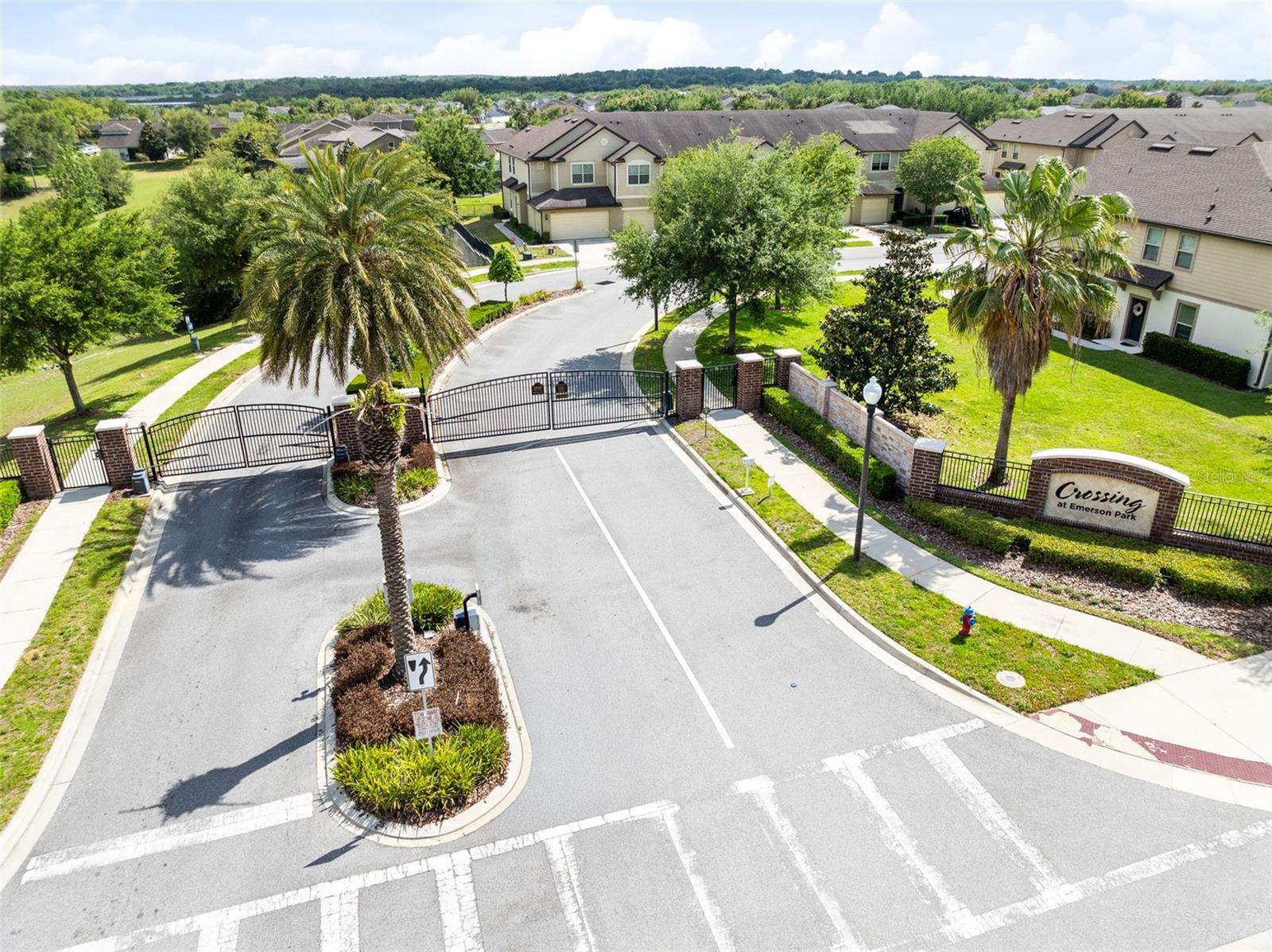 EMERSON NORTH TWNHMS - Residential