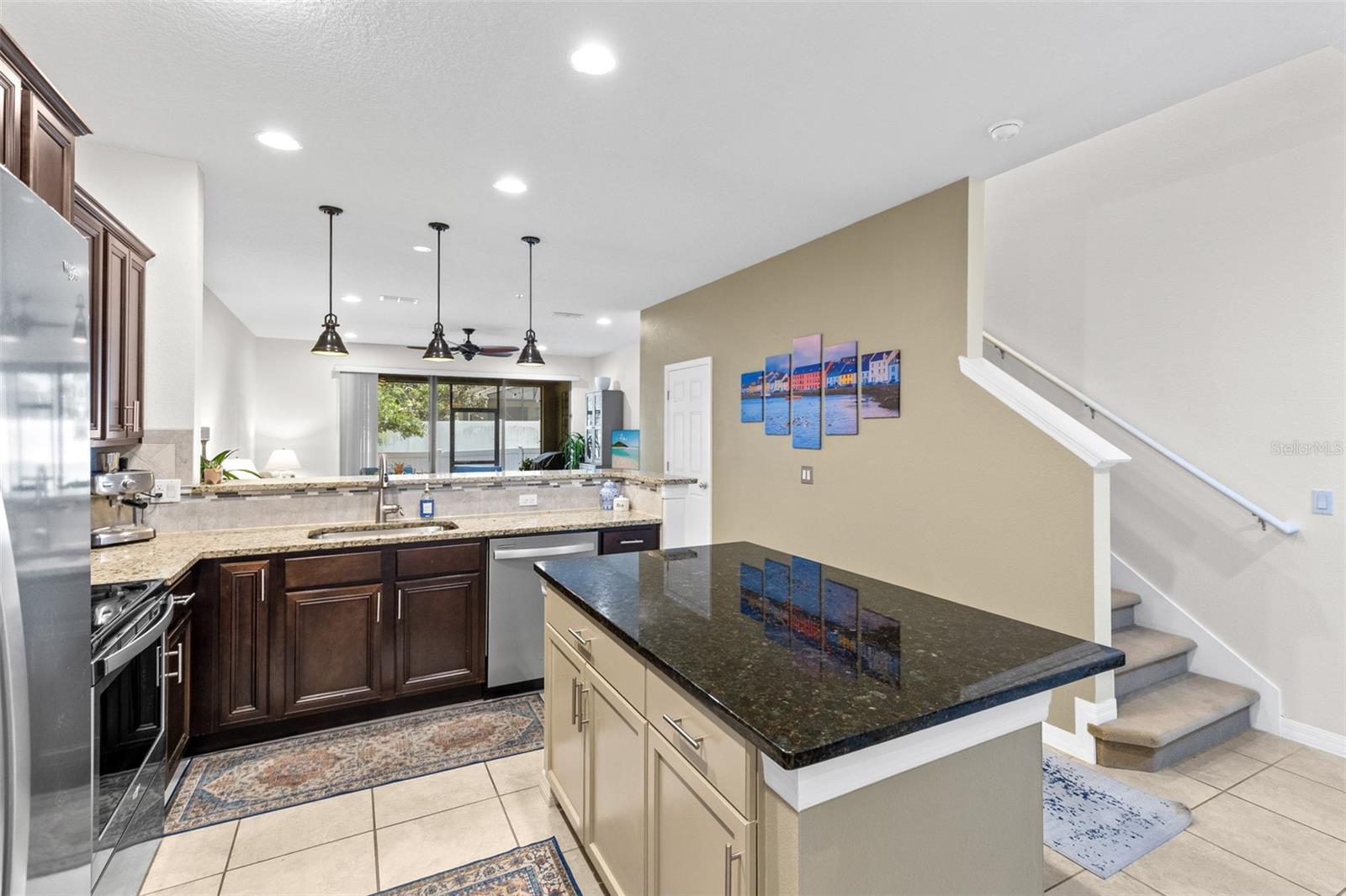 EMERSON NORTH TWNHMS - Residential