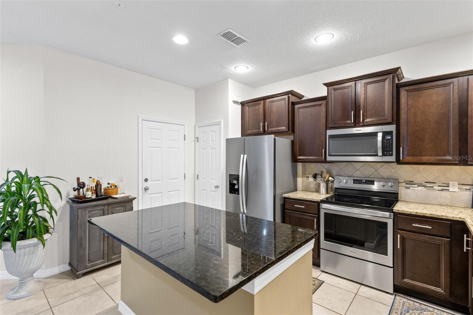 EMERSON NORTH TWNHMS - Residential