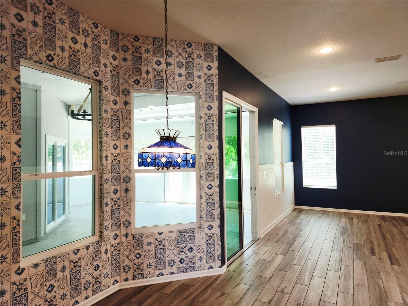 CRESCENT KEY PH 1 - Residential