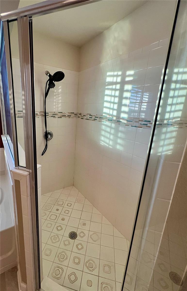 CRESCENT KEY PH 1 - Residential