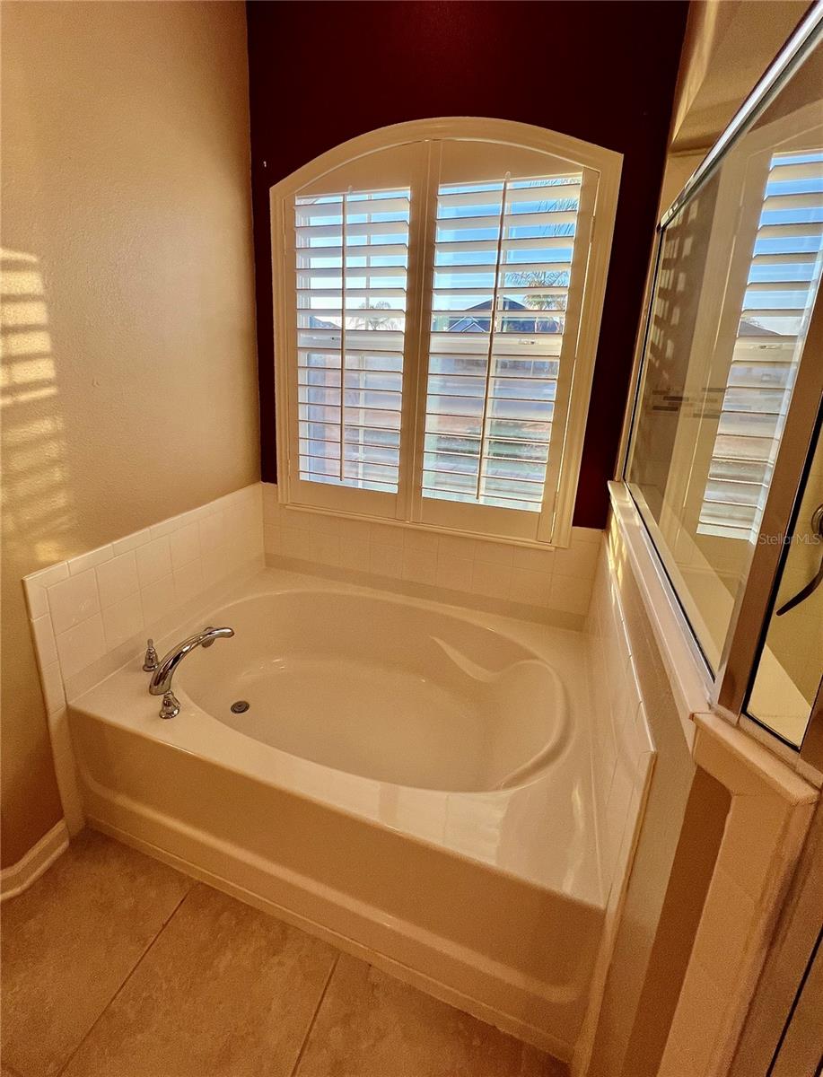 CRESCENT KEY PH 1 - Residential