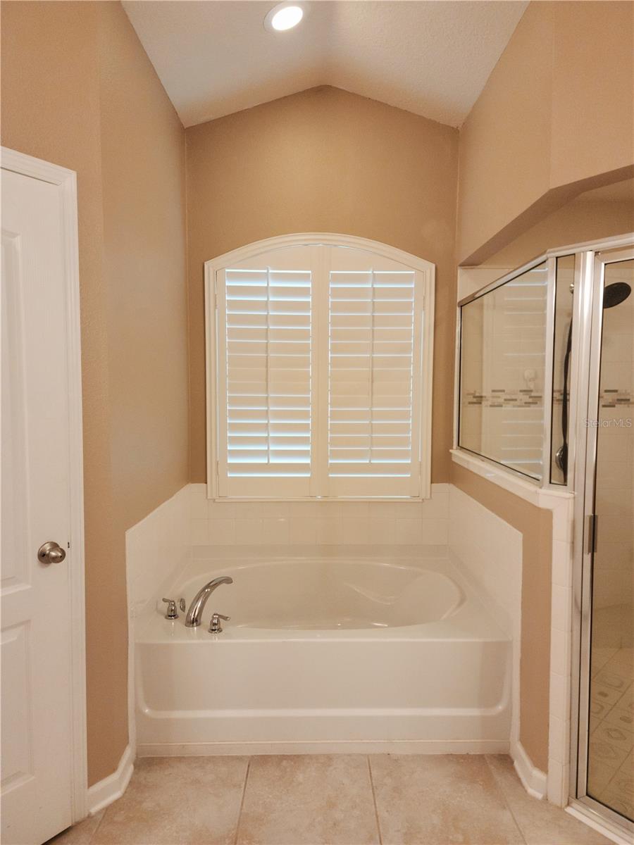 CRESCENT KEY PH 1 - Residential