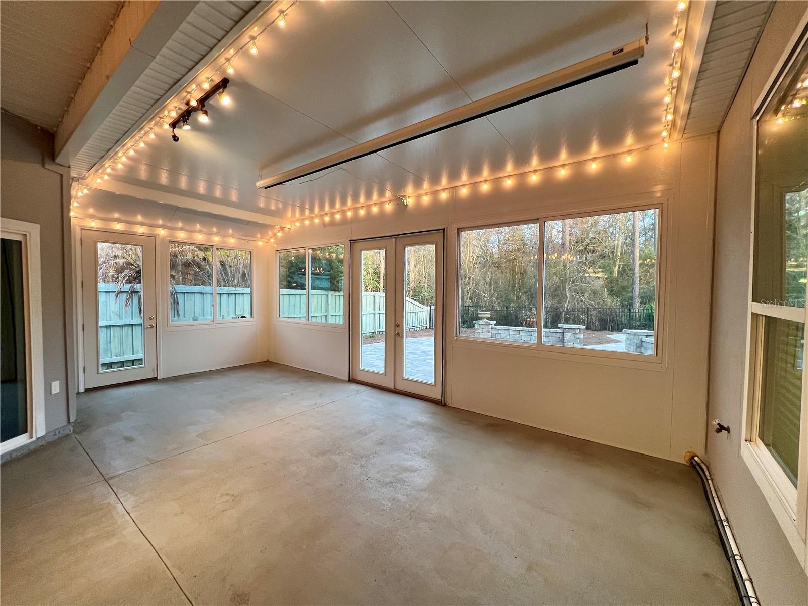 CRESCENT KEY PH 1 - Residential