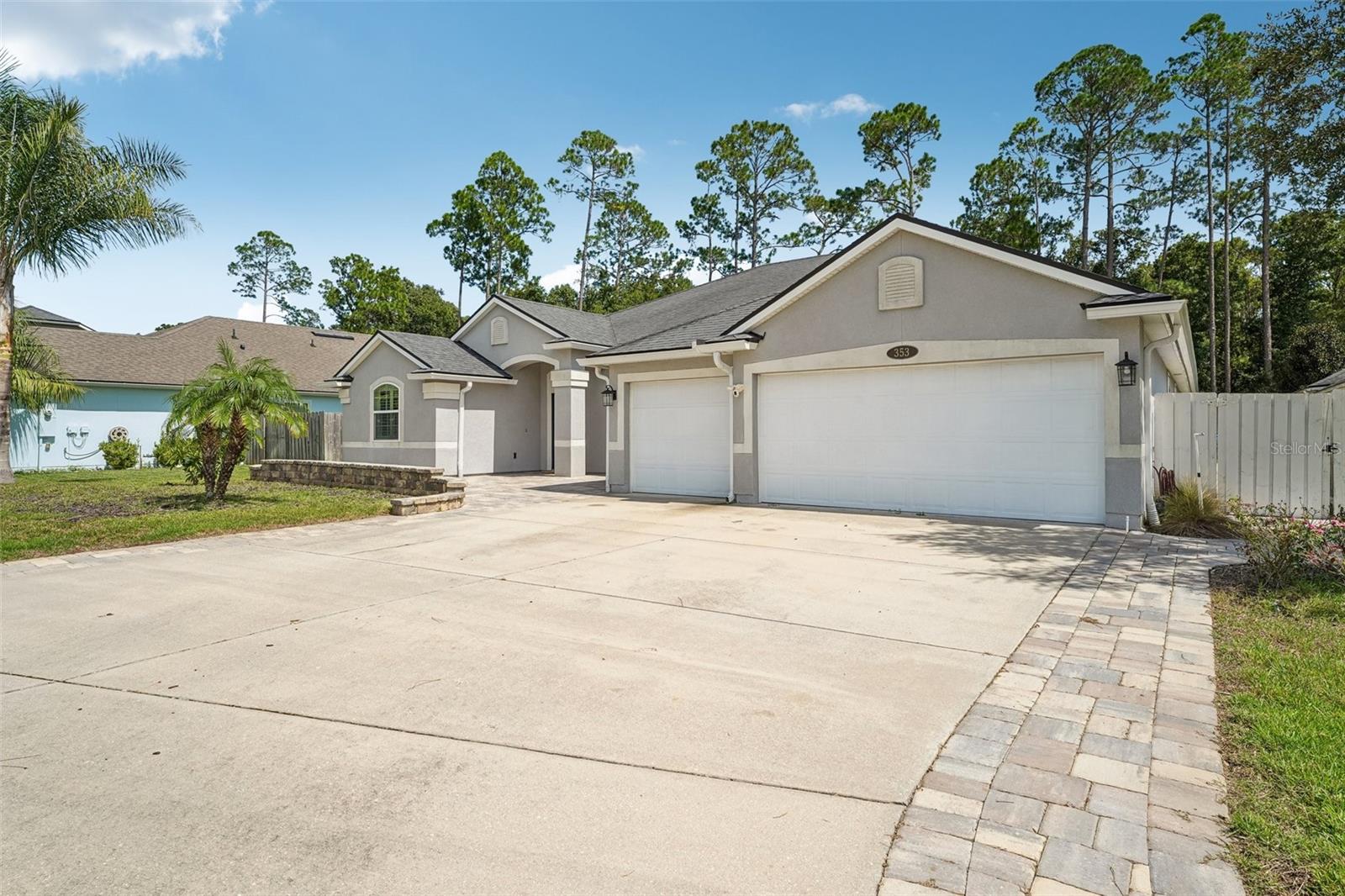 353 CRESCENT KEY DRIVE