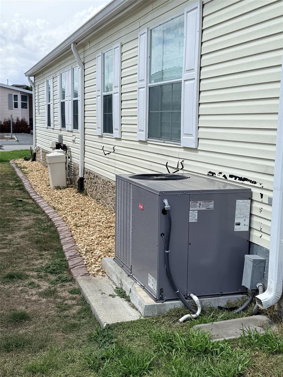 POLO PARK EAST MHP - Residential