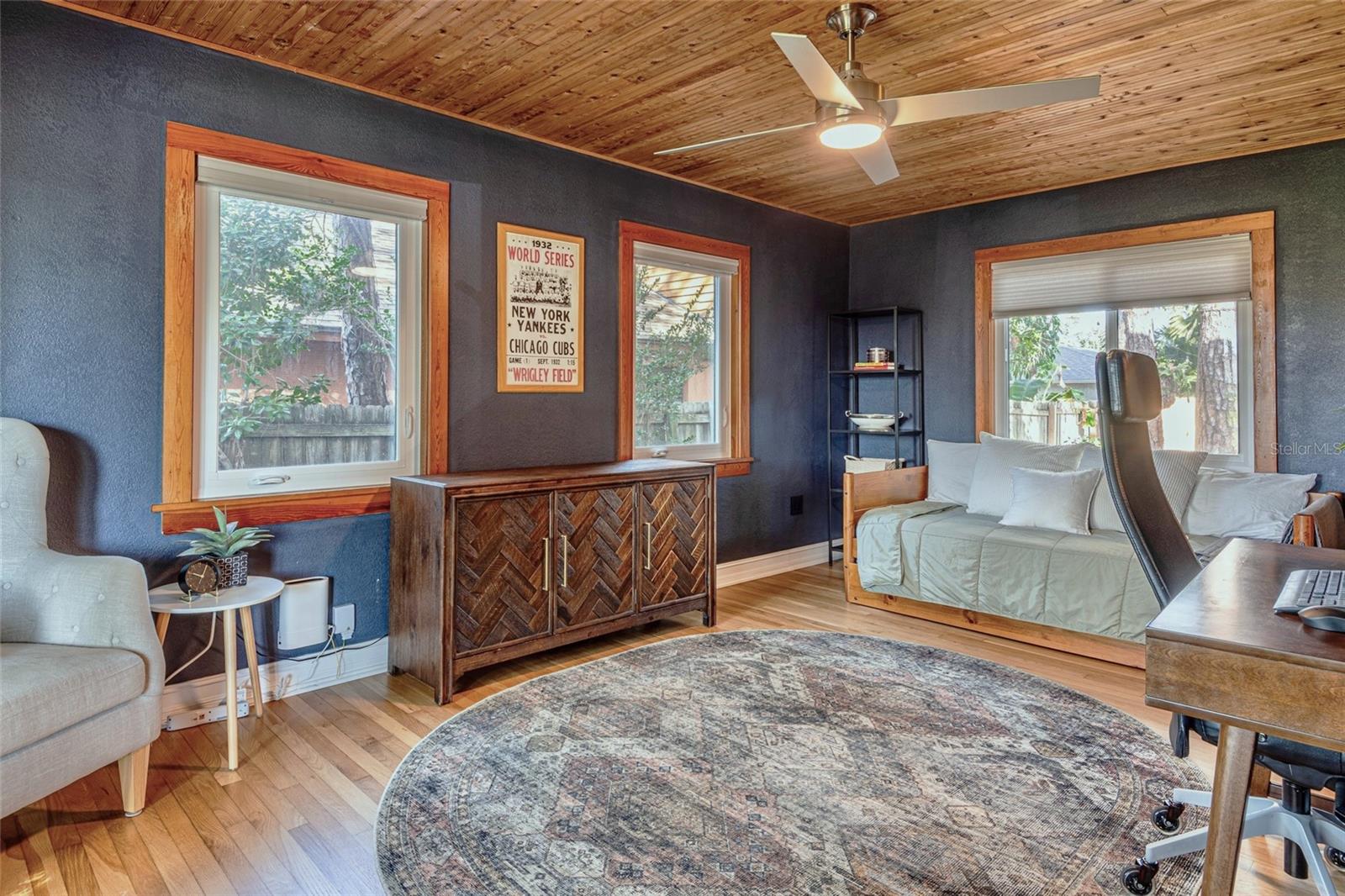 VERA MANOR - Residential