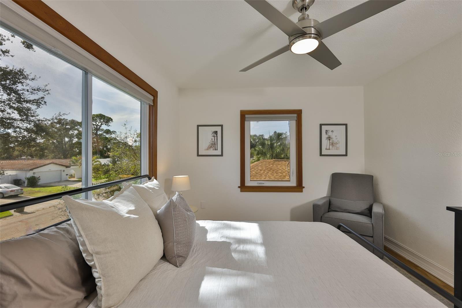 VERA MANOR - Residential