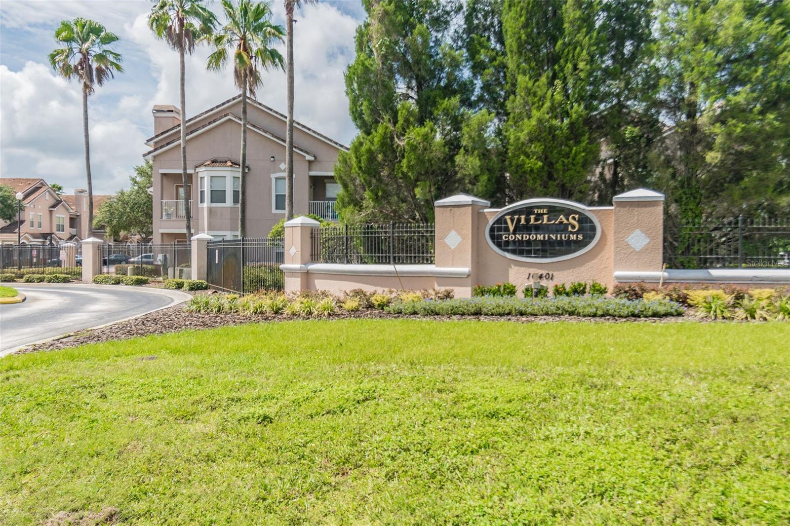 THE VILLAS CONDO - Residential