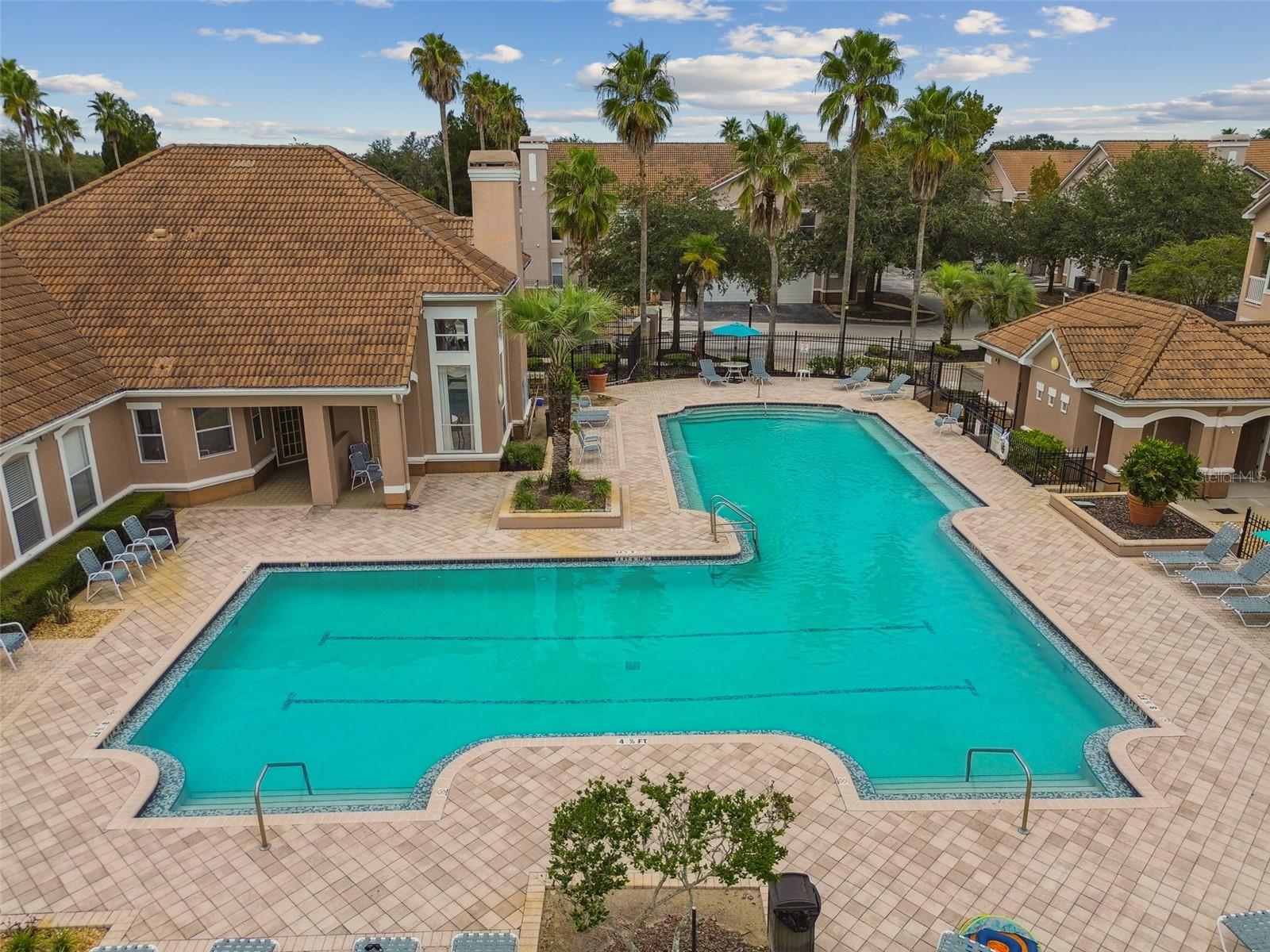 THE VILLAS CONDO - Residential