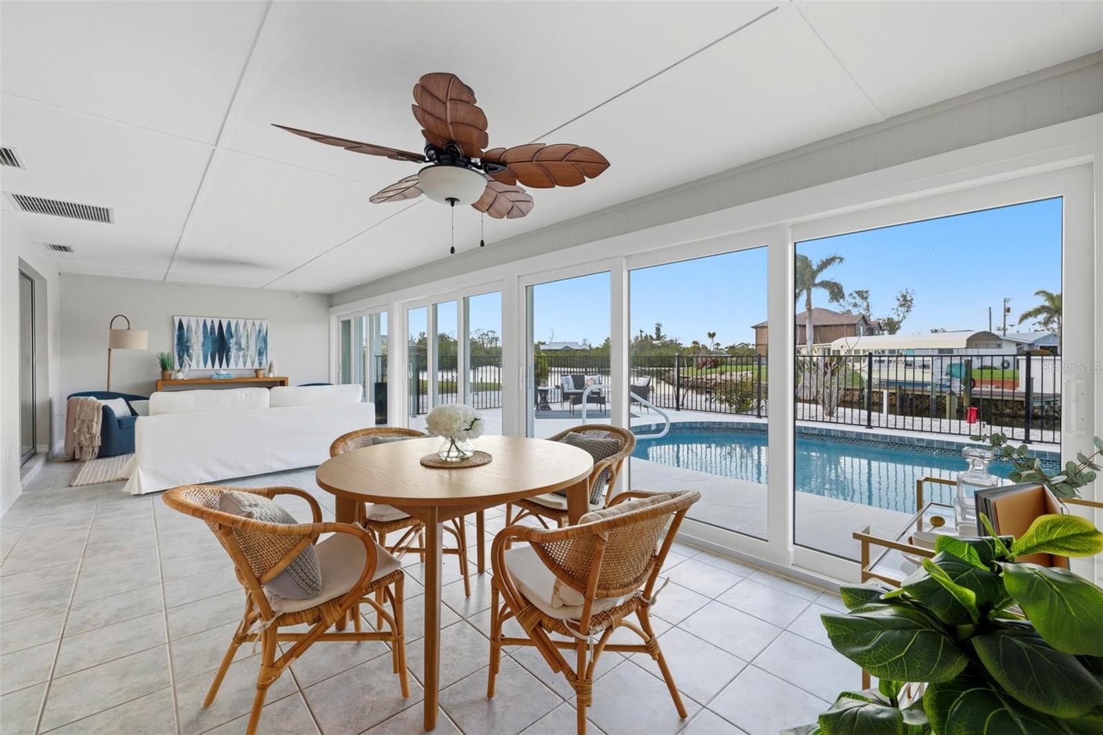 GULF AIRE 1ST ADD - Residential