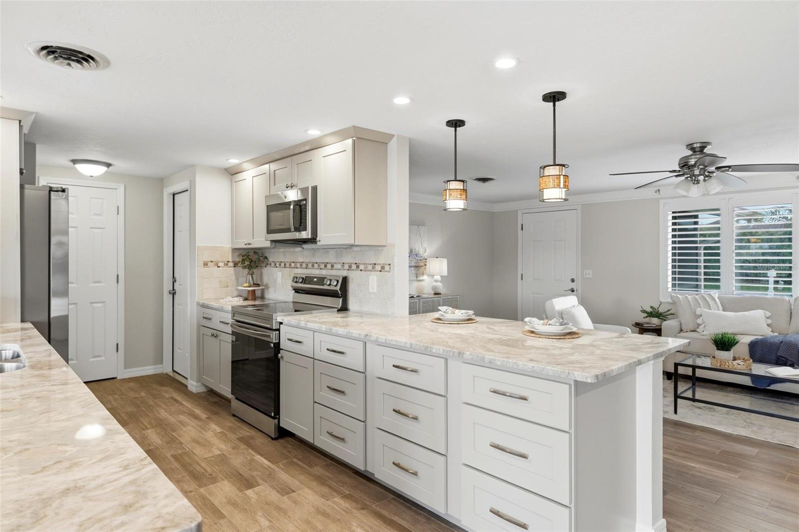 GULF AIRE 1ST ADD - Residential