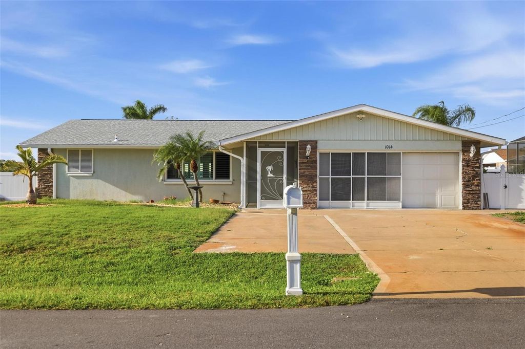 Photo of 1014 Lee Street, Englewood, FL 34224 (MLS # C7524172)