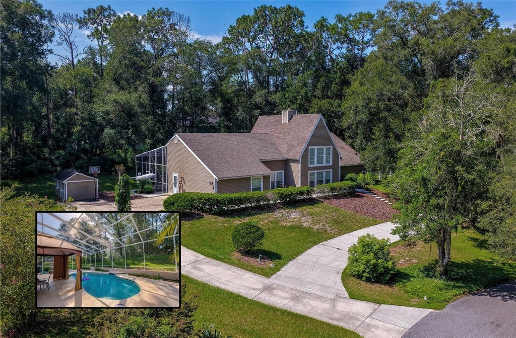 Photo of 2081 Pennsylvania Drive, Deland, FL 32724 (MLS # V4950924)
