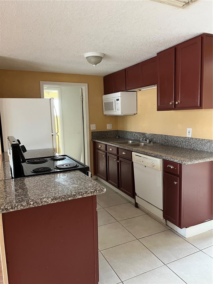 Photo of 6903 Mesa Verde Street, Port Richey, FL 34668 (MLS # TB8549002)