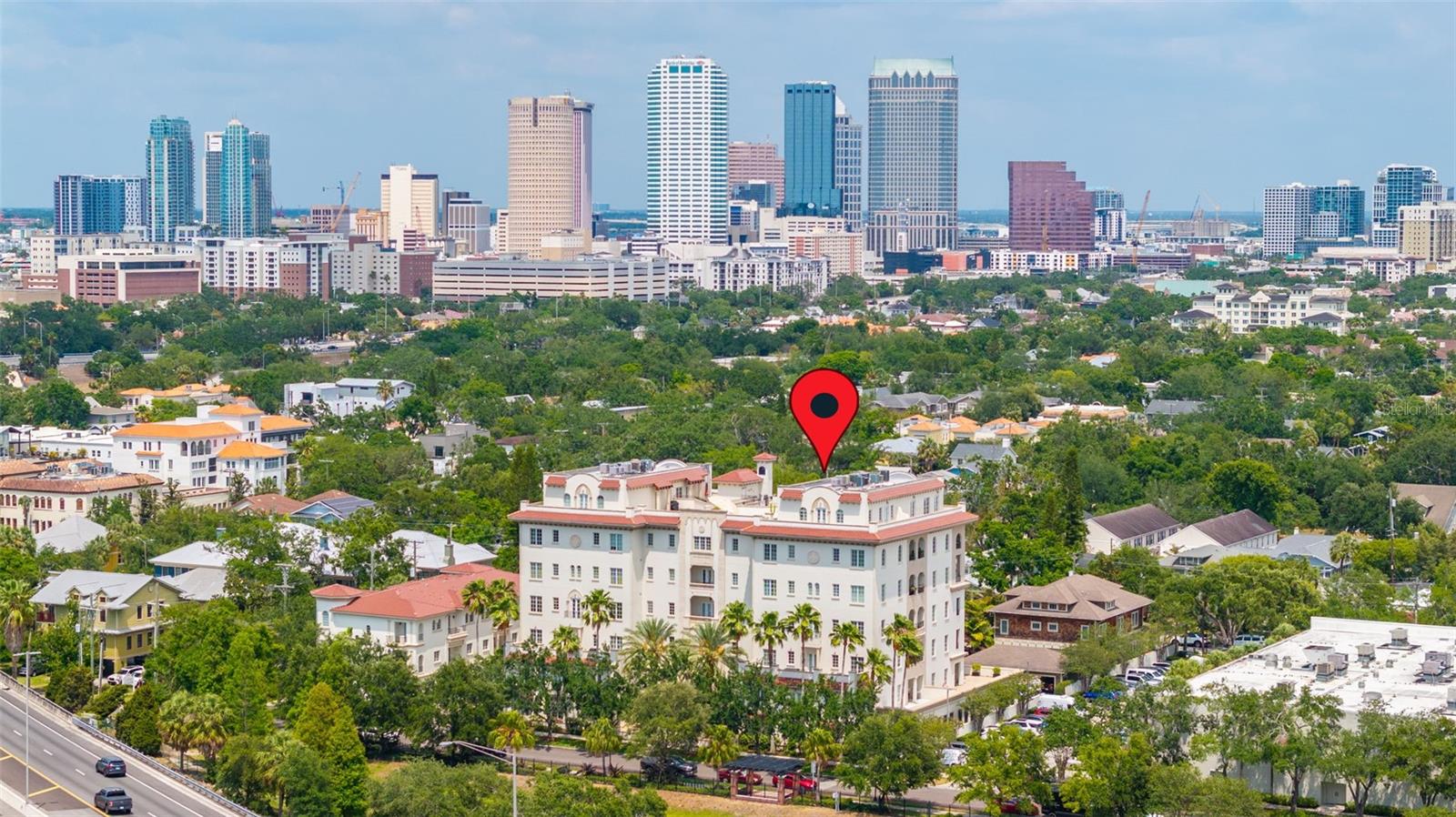 THE VALENCIA IN OLD HYDE PARK - Residential Lease