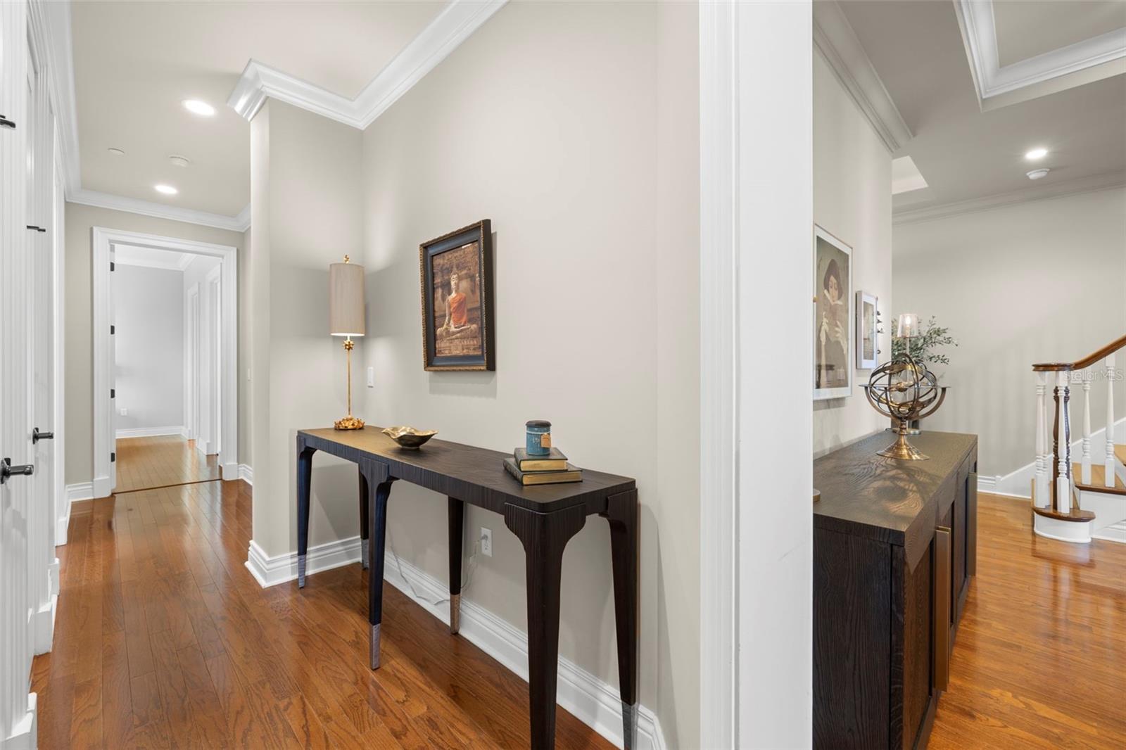 THE VALENCIA IN OLD HYDE PARK - Residential Lease