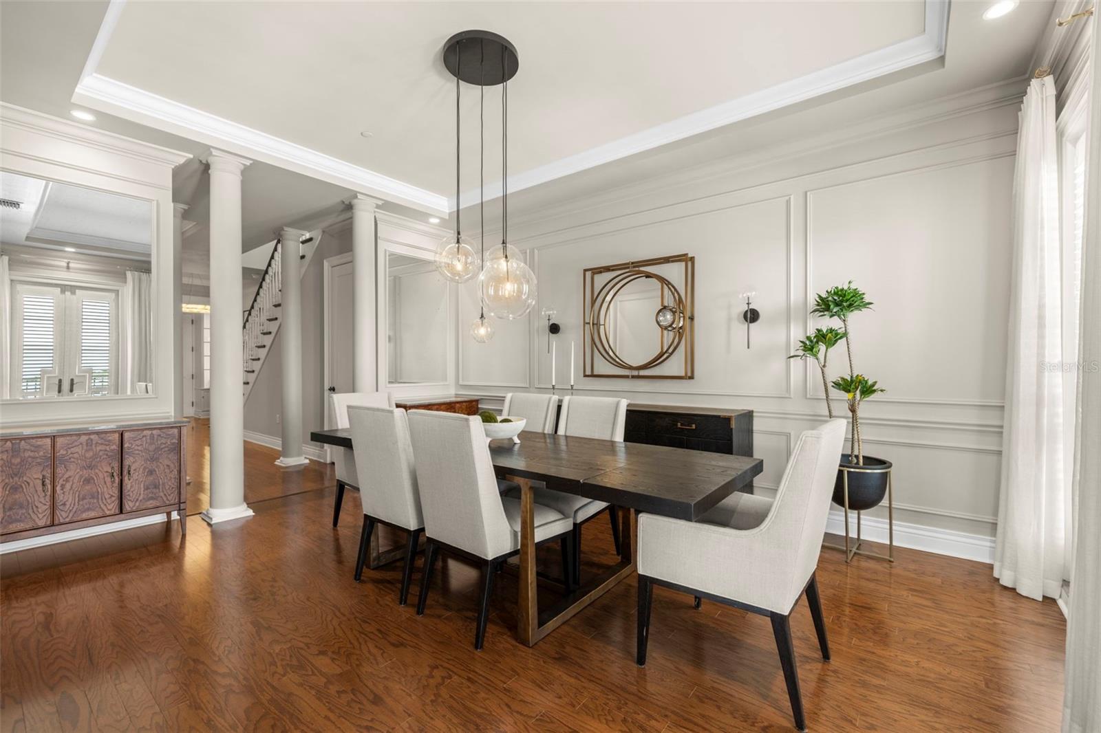 THE VALENCIA IN OLD HYDE PARK - Residential Lease