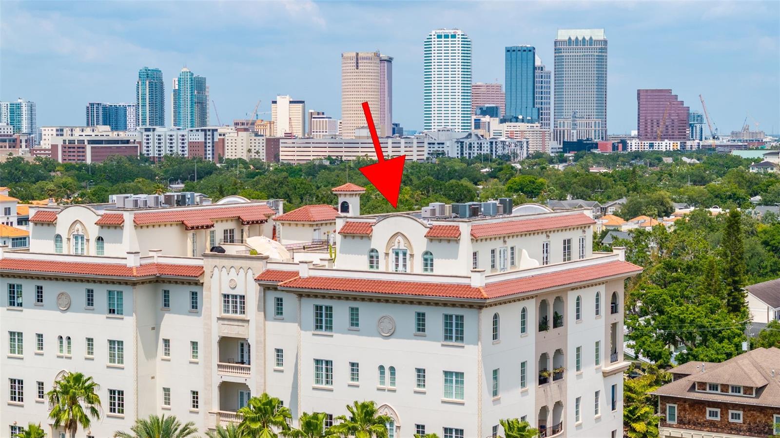 THE VALENCIA IN OLD HYDE PARK - Residential Lease