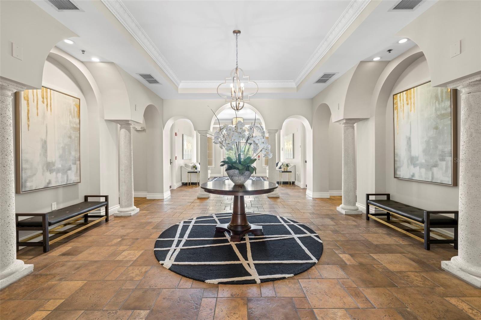 THE VALENCIA IN OLD HYDE PARK - Residential Lease