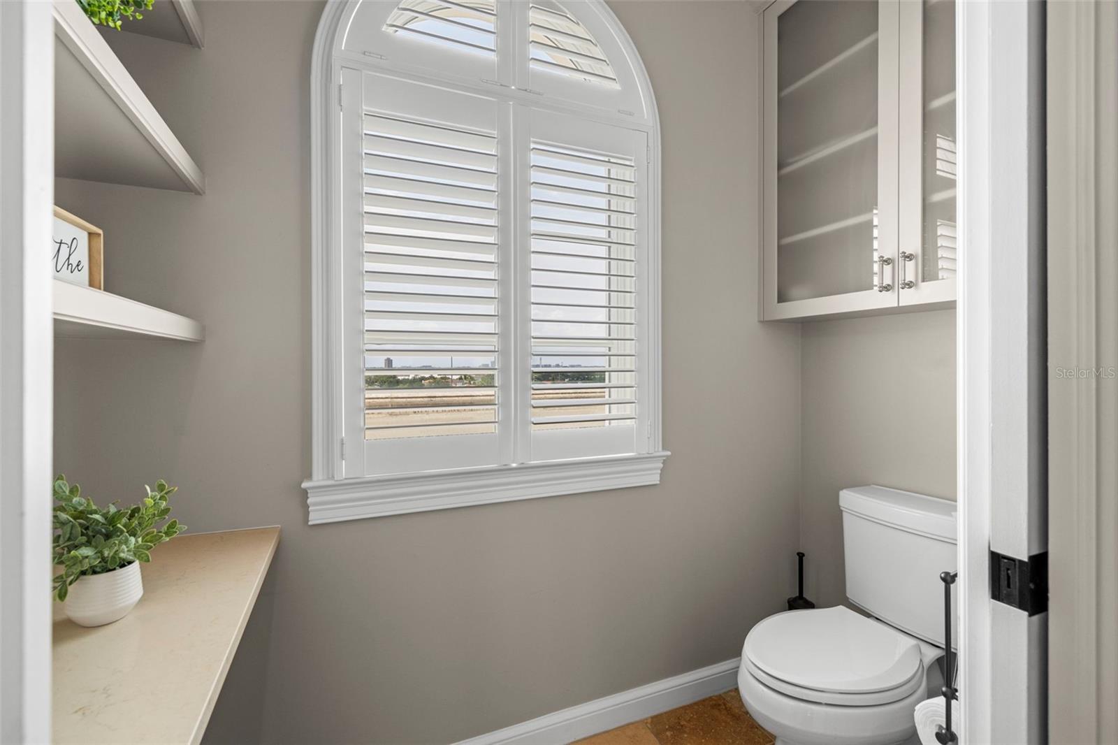 THE VALENCIA IN OLD HYDE PARK - Residential Lease