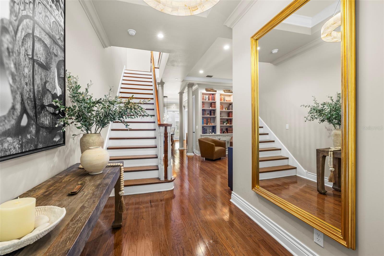 THE VALENCIA IN OLD HYDE PARK - Residential Lease