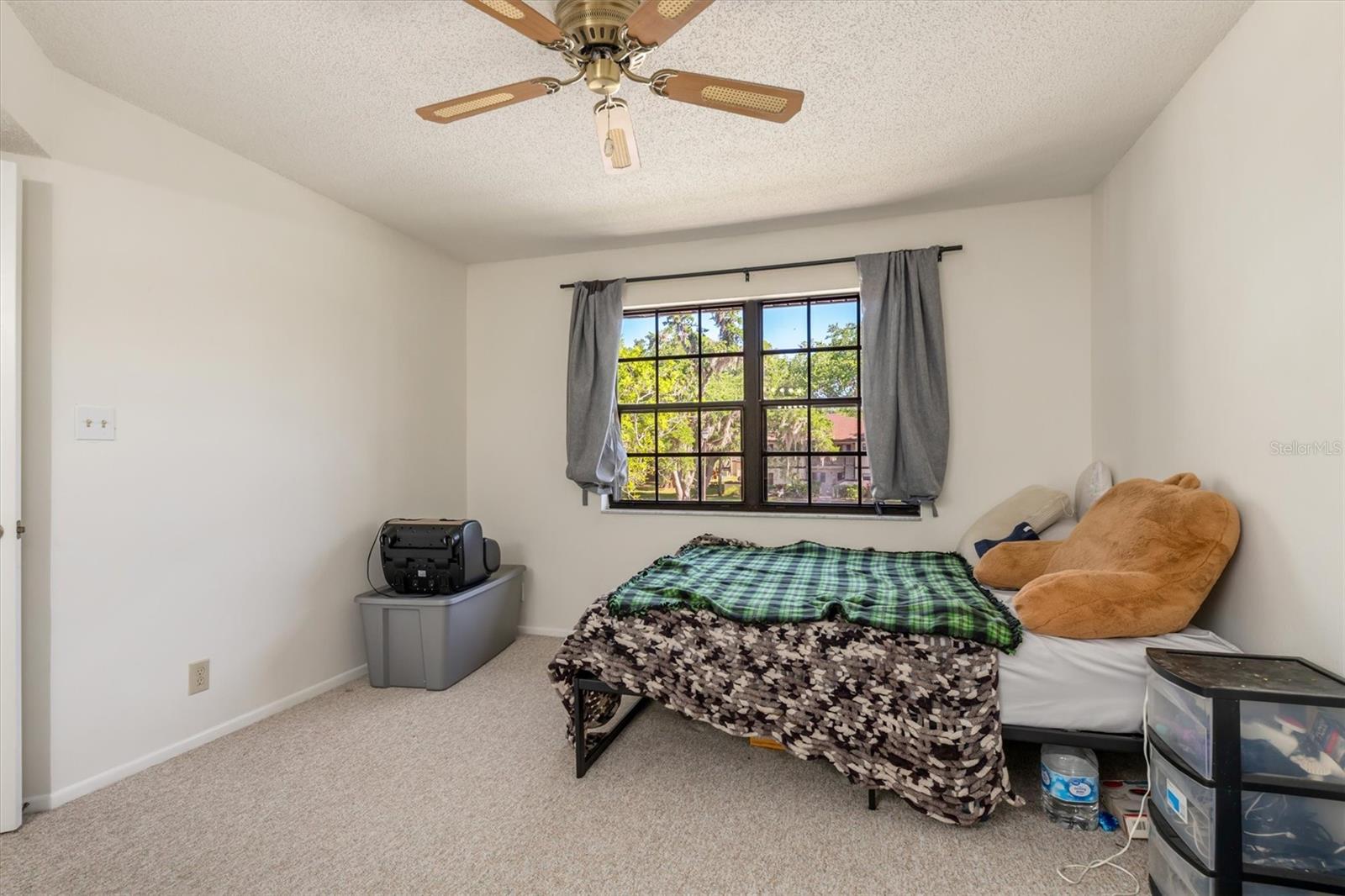 OAKS 03 - Residential