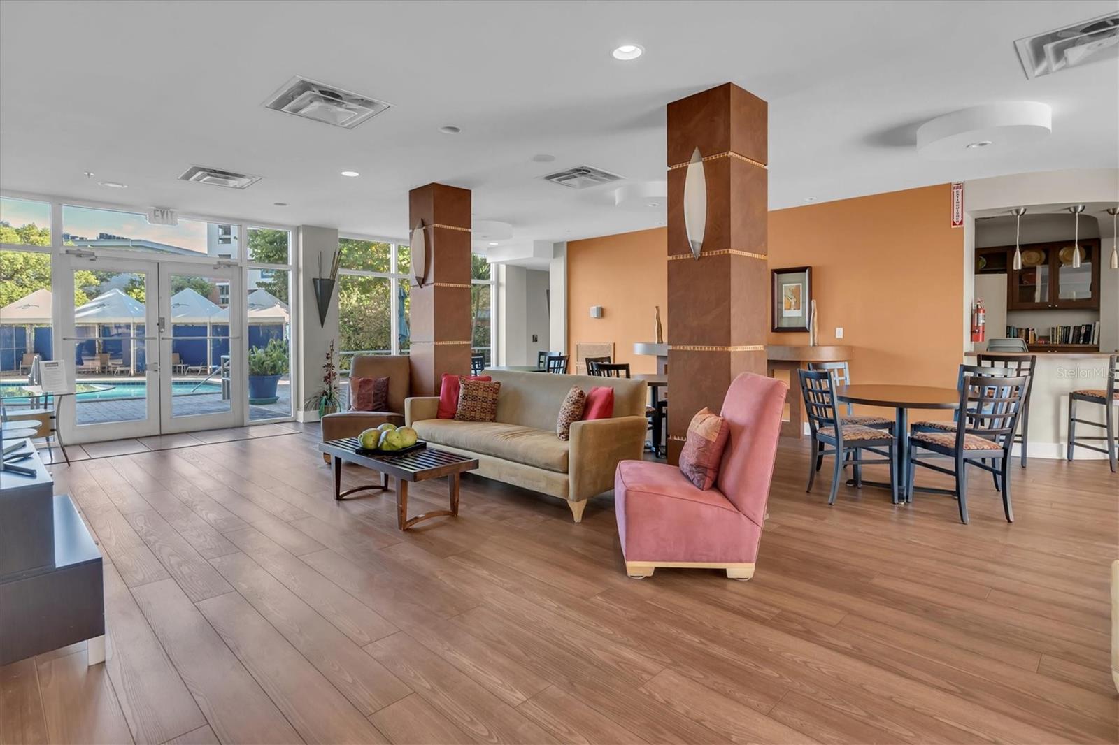 THE BEACON ON 3RD ST - Residential