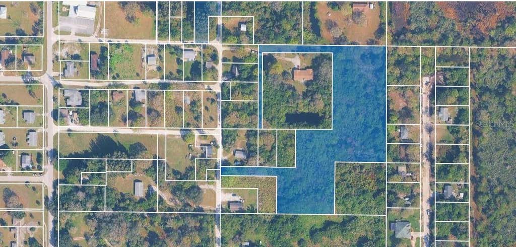 Photo of 8624 63rd Avenue, Vero Beach, FL 32967 (MLS # O6436195)
