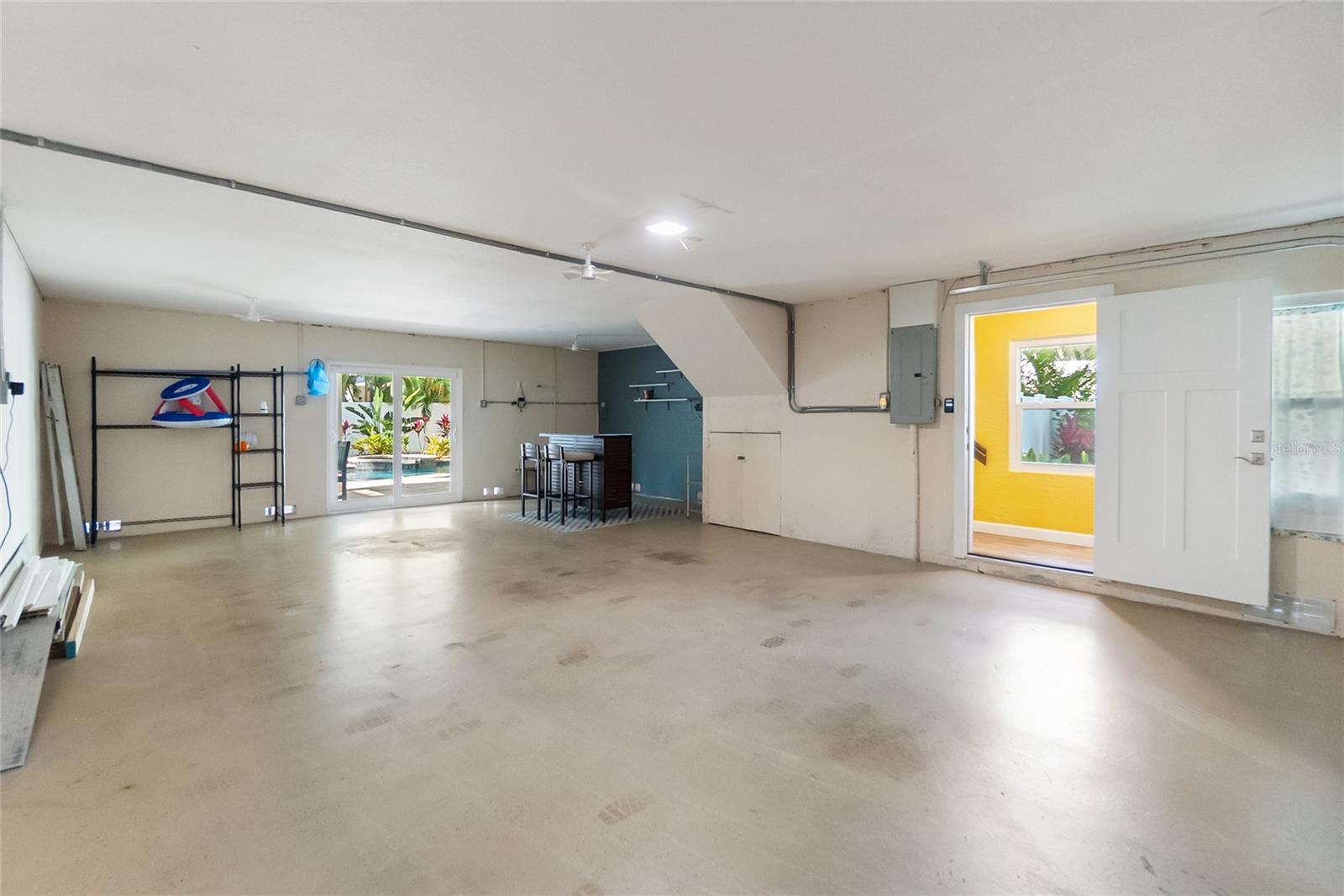 123 51ST STREET - Residential