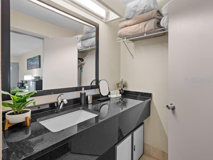 SARASOTA CAY CLUB CONDO - Residential