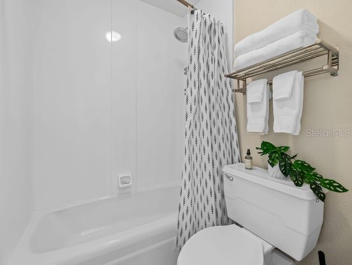 SARASOTA CAY CLUB CONDO - Residential