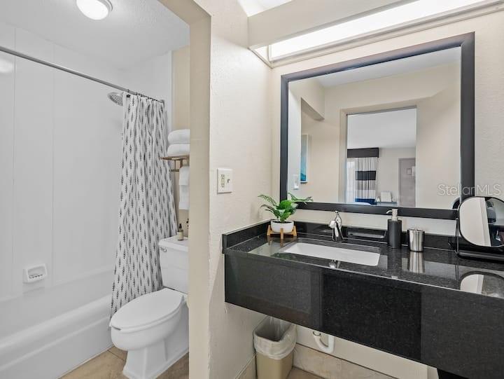 SARASOTA CAY CLUB CONDO - Residential