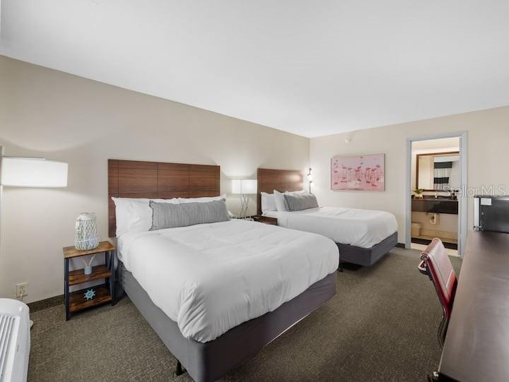 SARASOTA CAY CLUB CONDO - Residential